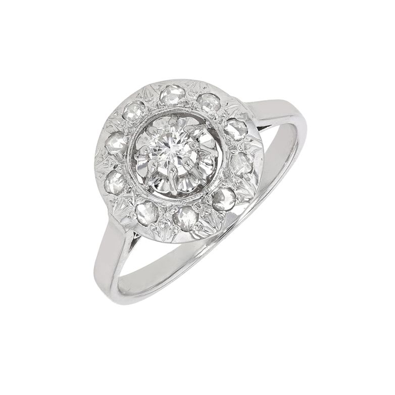 Acheter Bague vintage diamants 0.10 carat or blanc 3.13g Comme neuf - 890,00 € Bague vintage diamants 0.10 carat or blanc 3.13g Comme neuf - reconditionné disponible sur Gemme Les Bijoux